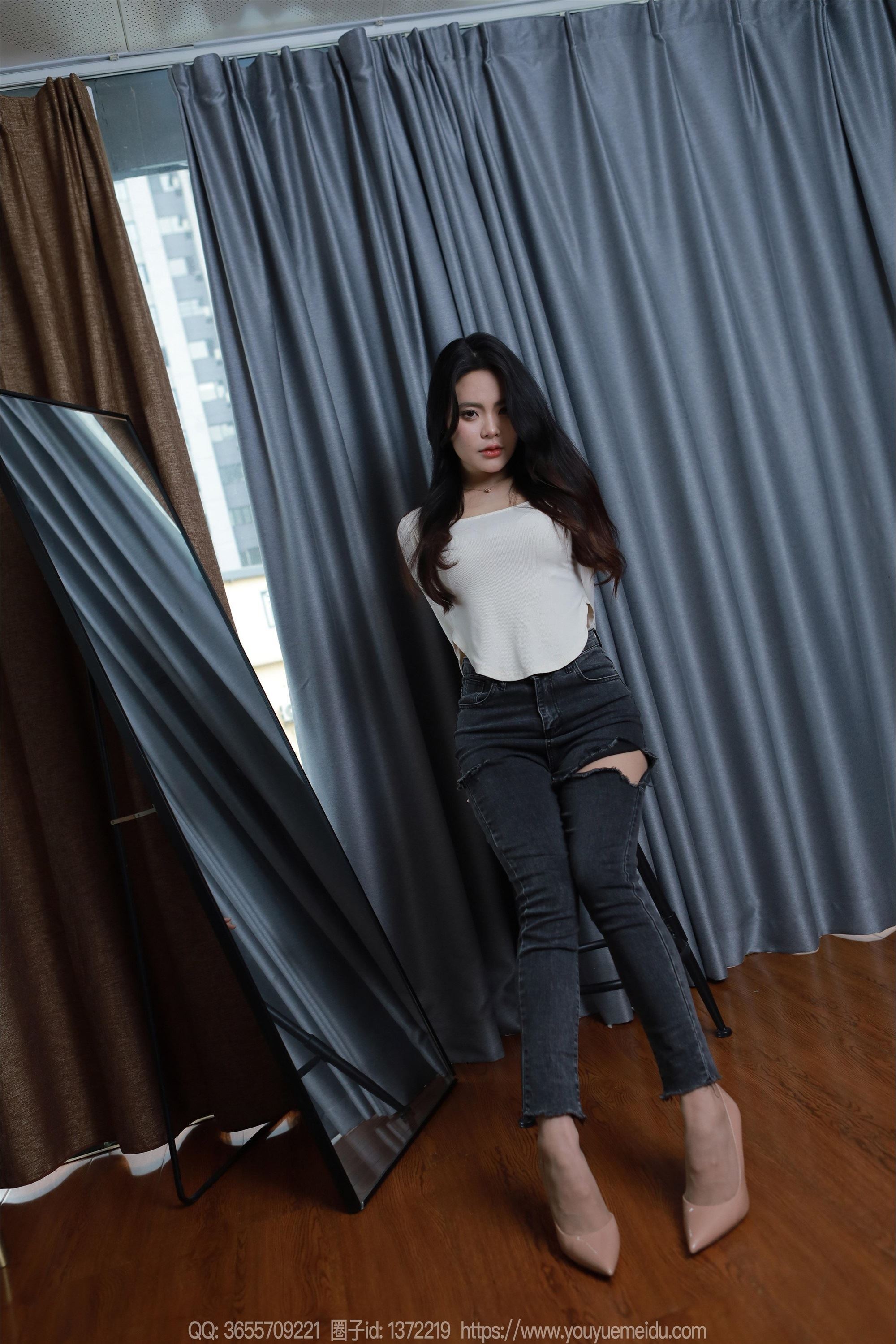 IESS异思趣向  2024.03.18 丝享家 1692 兔兔《牛仔裤里丝》